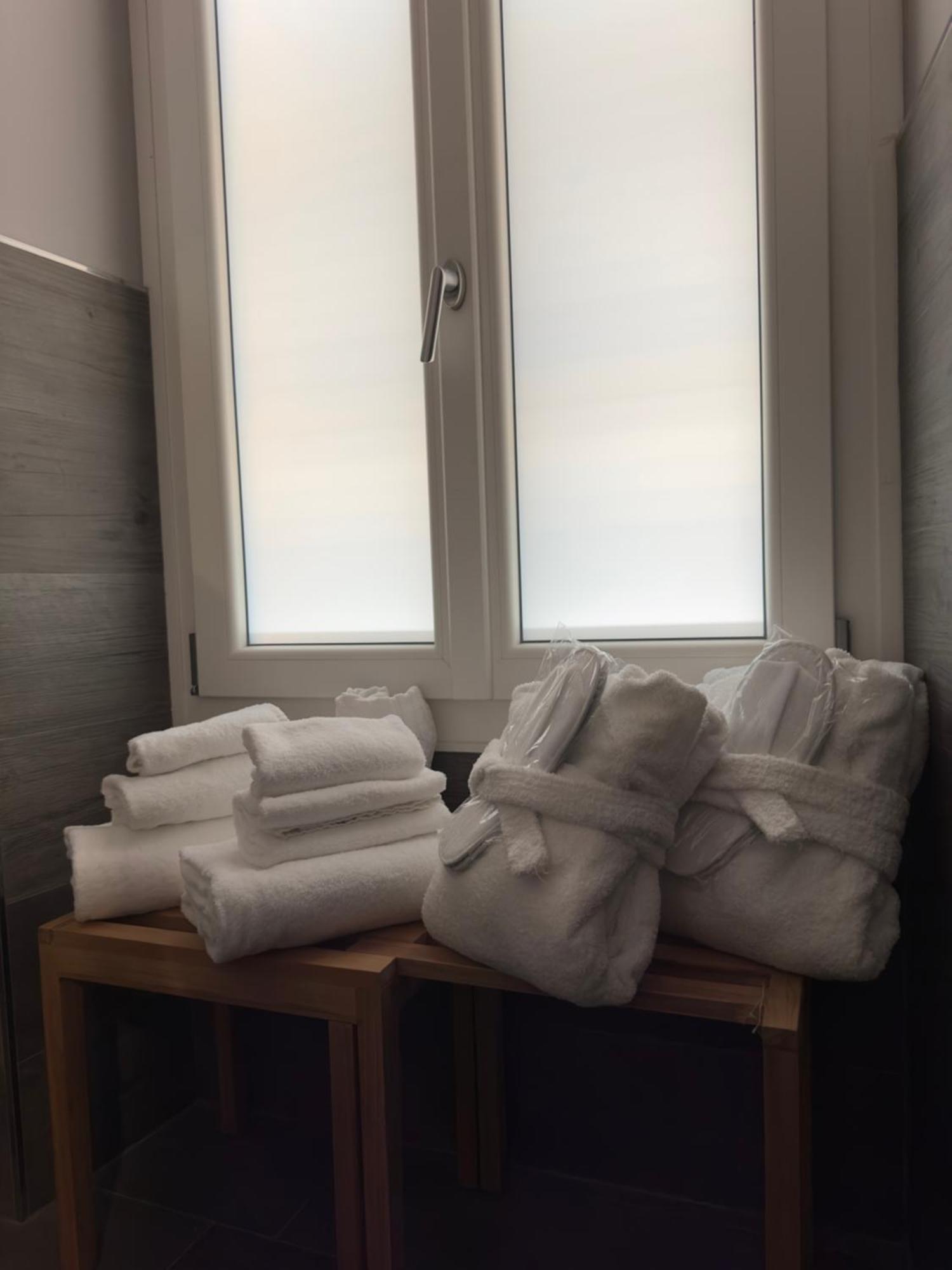 Prima Fila Due Pemium Guest House サンレモ エクステリア 写真