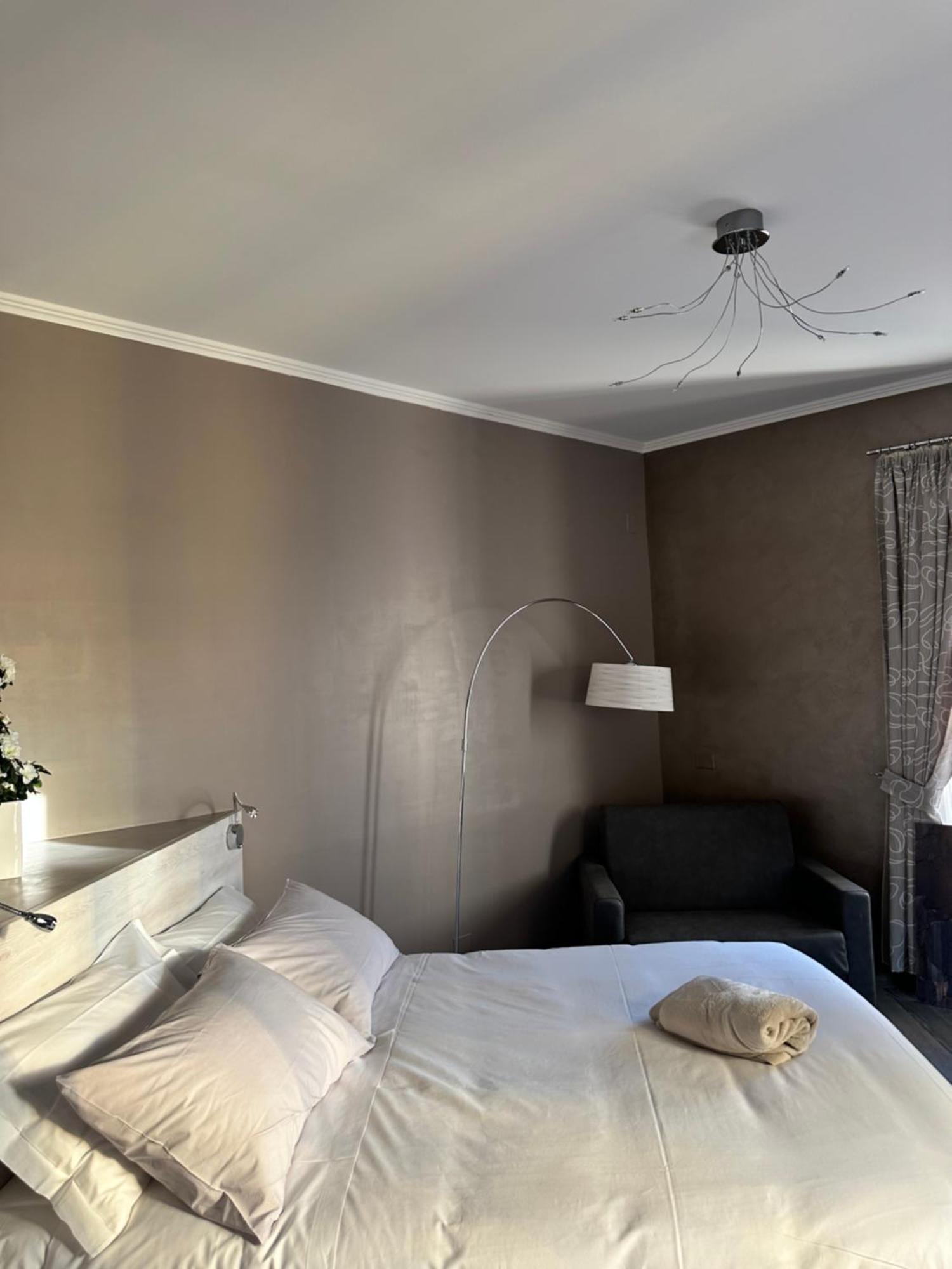 Prima Fila Due Pemium Guest House サンレモ エクステリア 写真